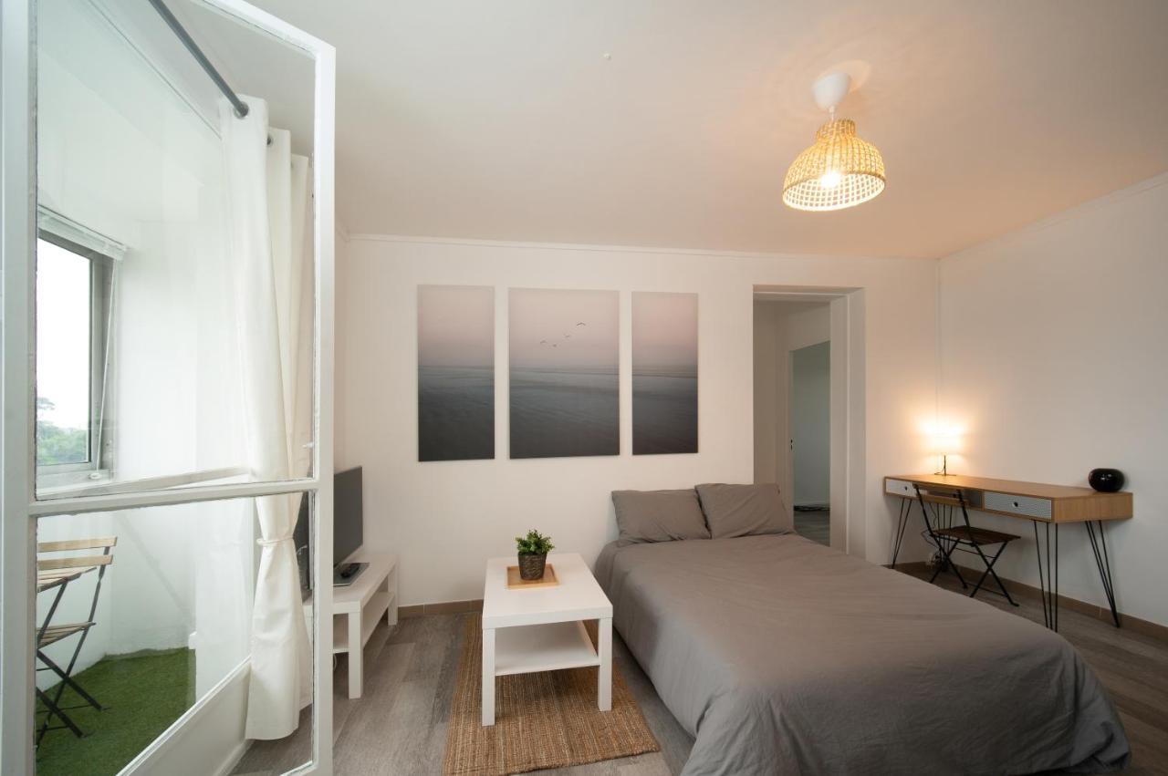 Appartement Tout Equipe Parking Balcon 2 Chambres Marseilles Exterior foto